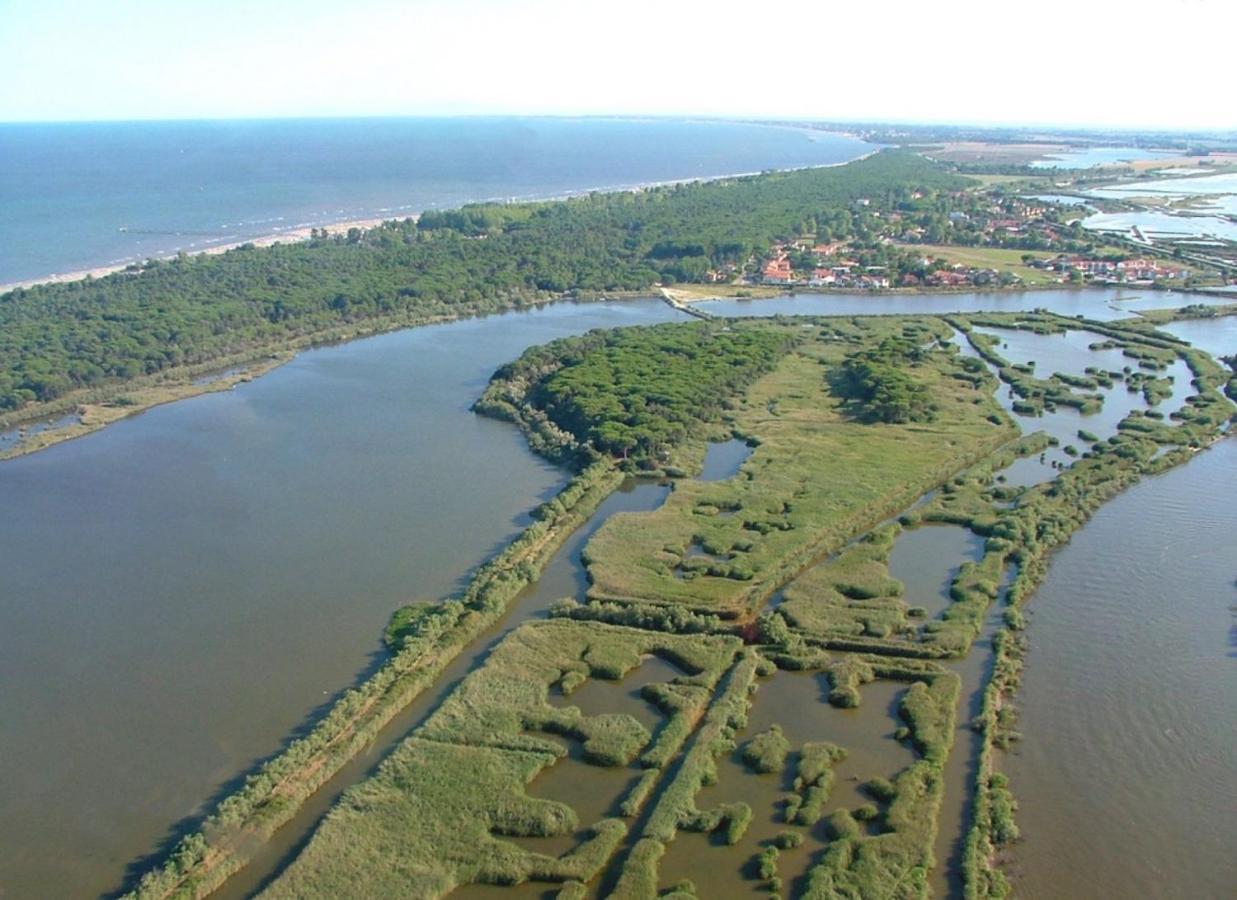 Peaceful Flat With Direct Beach Access Beahost Rosolina Mare Exterior foto